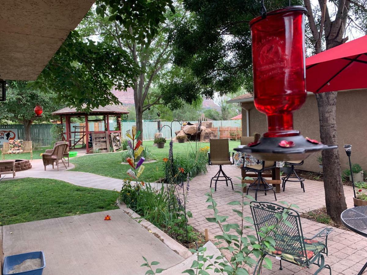 Zion'S Backyard Bed And Breakfast Colorado City Exterior photo