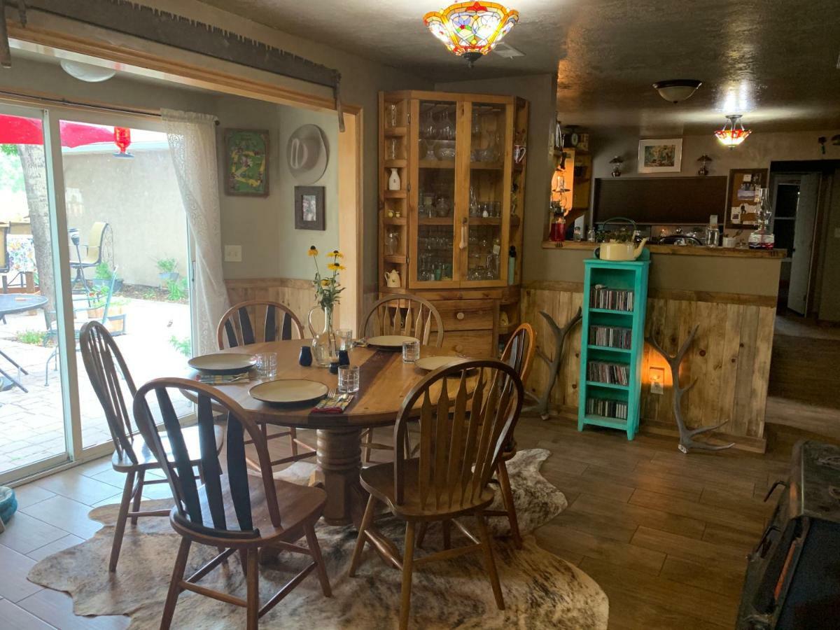 Zion'S Backyard Bed And Breakfast Colorado City Exterior photo